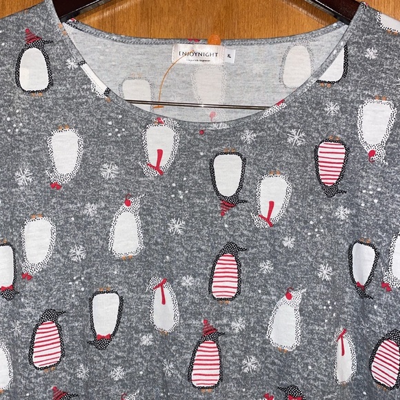 •ENJOYNIGHT•GRAY PENGUIN PRINT WINTERTIME ROUND NECK SHORT SLEEVE TOP XL EUC - Picture 9 of 10